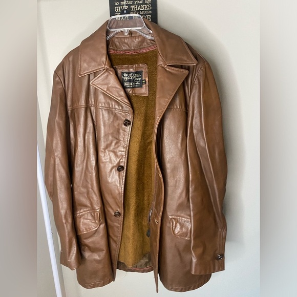 Vintage Sears The Leather Shop leather coat with faux fur lining - Picture 2 of 15